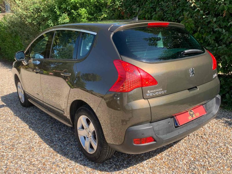 PEUGEOT 3008 Monospace 2011 2.0 HDi 150cv