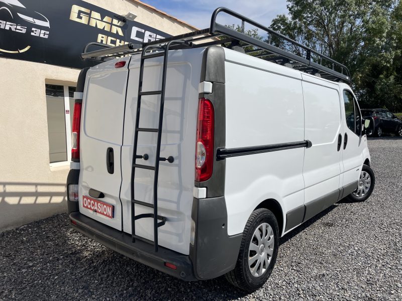 RENAULT TRAFIC II Fourgon 2012