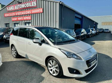 PEUGEOT 5008 2.0 HDI 150  2016