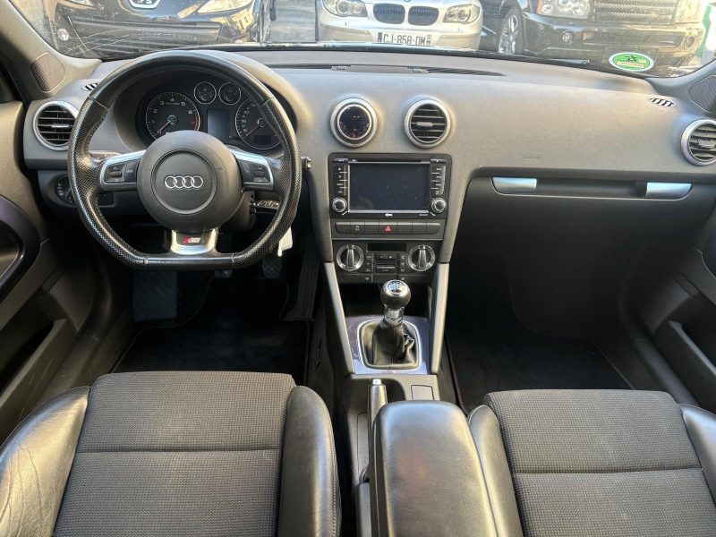 AUDI  A3 1.8 TFSI SLINE