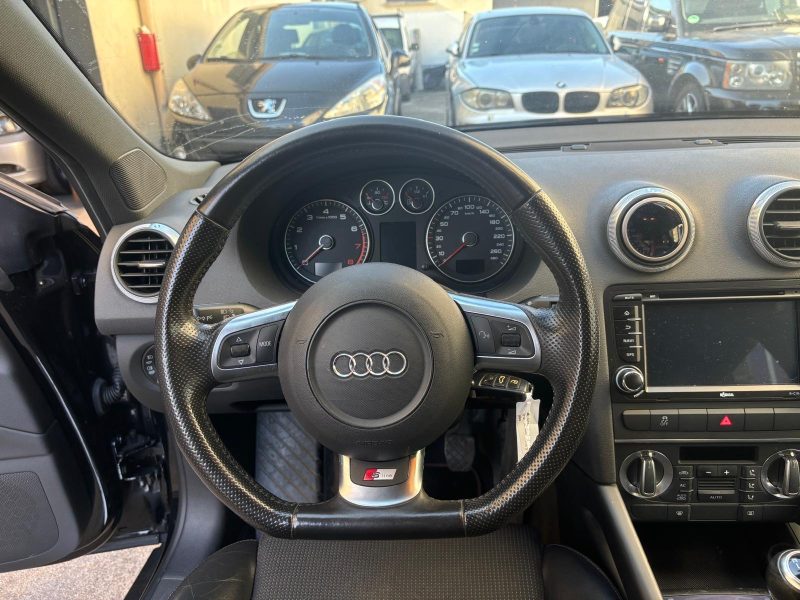 AUDI  A3 1.8 TFSI SLINE