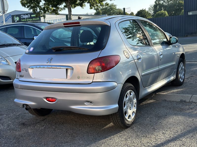 PEUGEOT 206 Phase II 2007