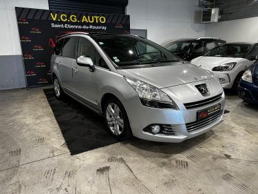 PEUGEOT 5008 1.6 HDi 110cv