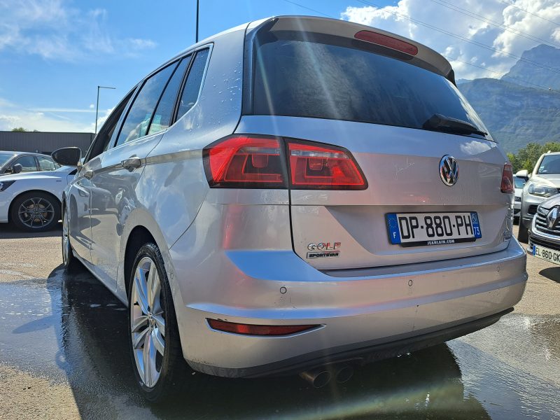 VOLKSWAGEN GOLF SPORTSVAN VII 2015