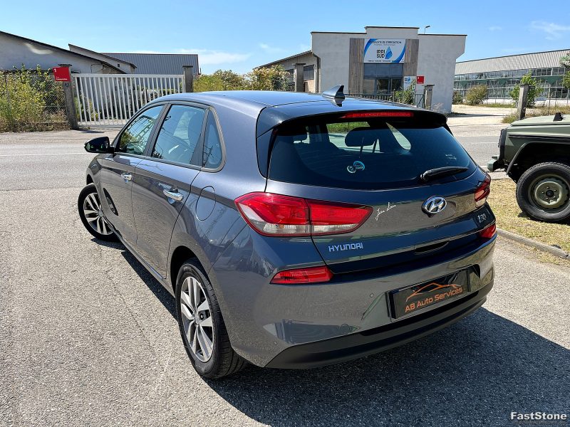 HYUNDAI I30 2017