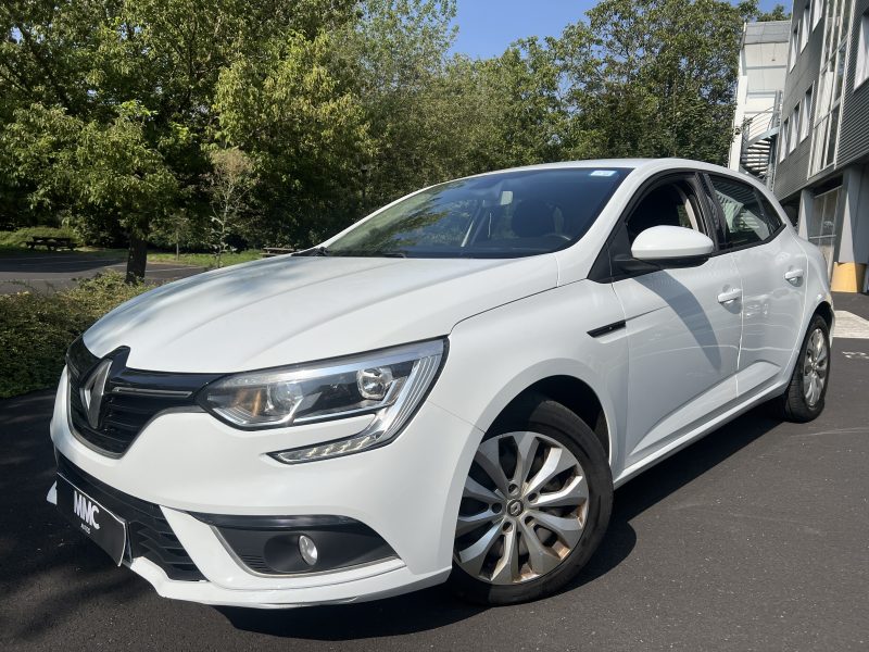 RENAULT MEGANE IV Berline bicorps trois ou cinq portes 2018