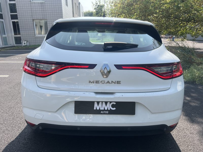 RENAULT MEGANE IV Berline bicorps trois ou cinq portes 2018