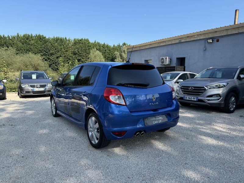 RENAULT CLIO  2009