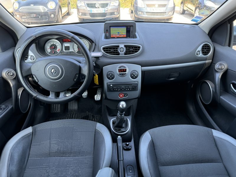 RENAULT CLIO  2009