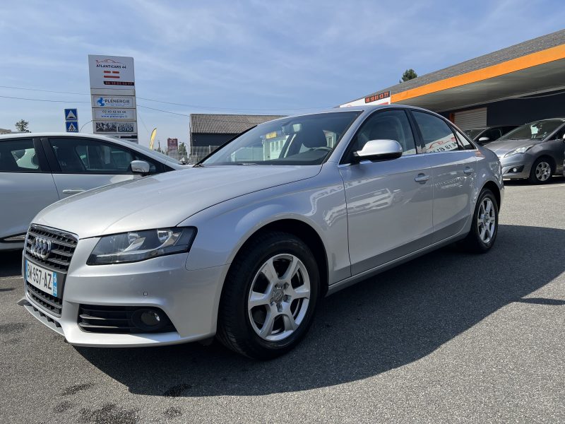 AUDI A4 2011