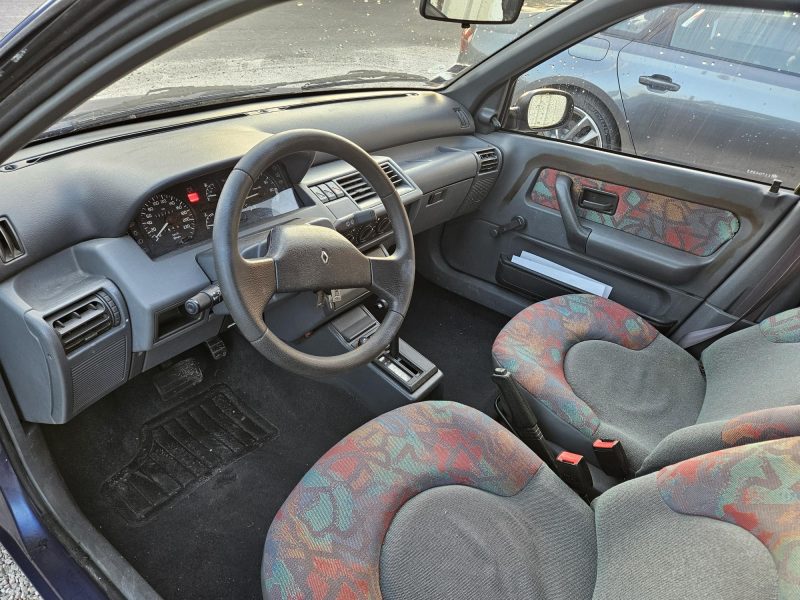 RENAULT CLIO I 1994