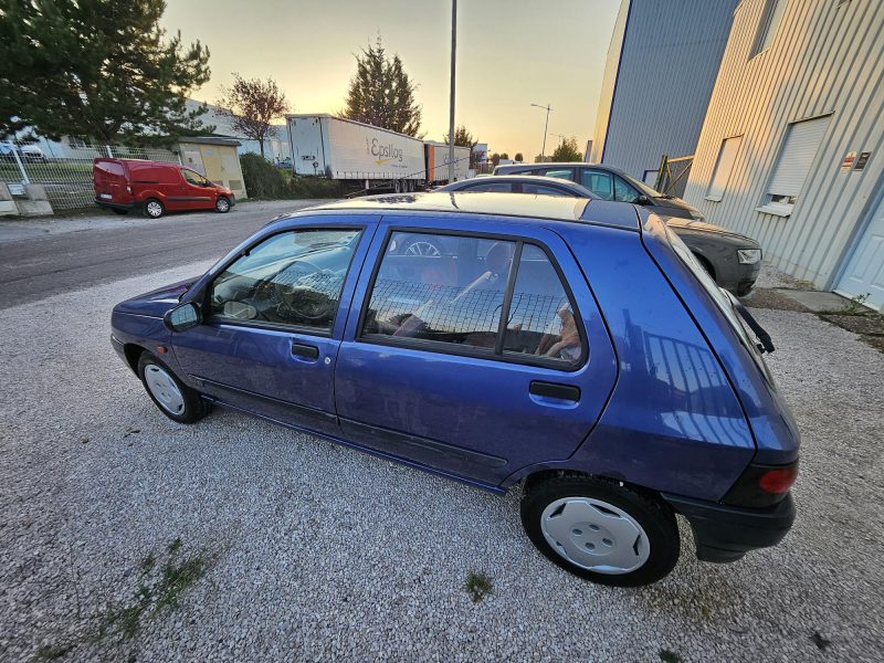 RENAULT CLIO I 1994