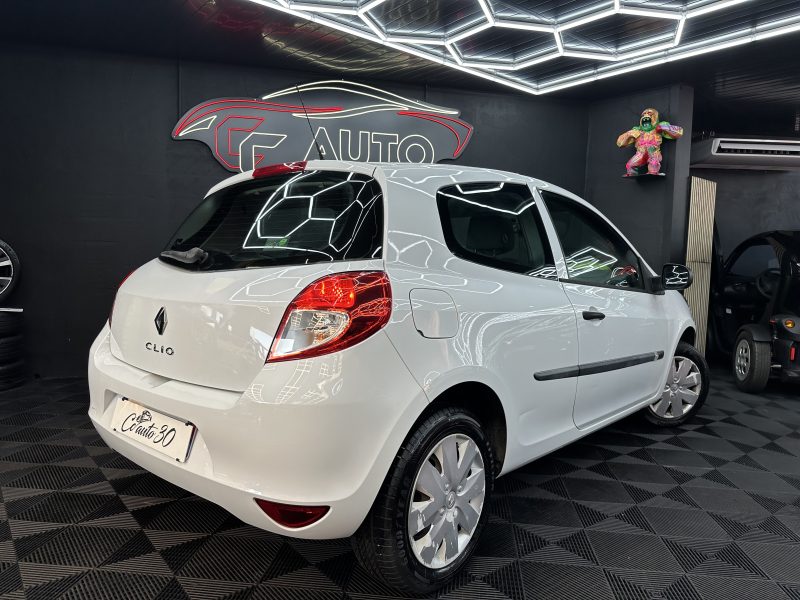 RENAULT CLIO III 2009