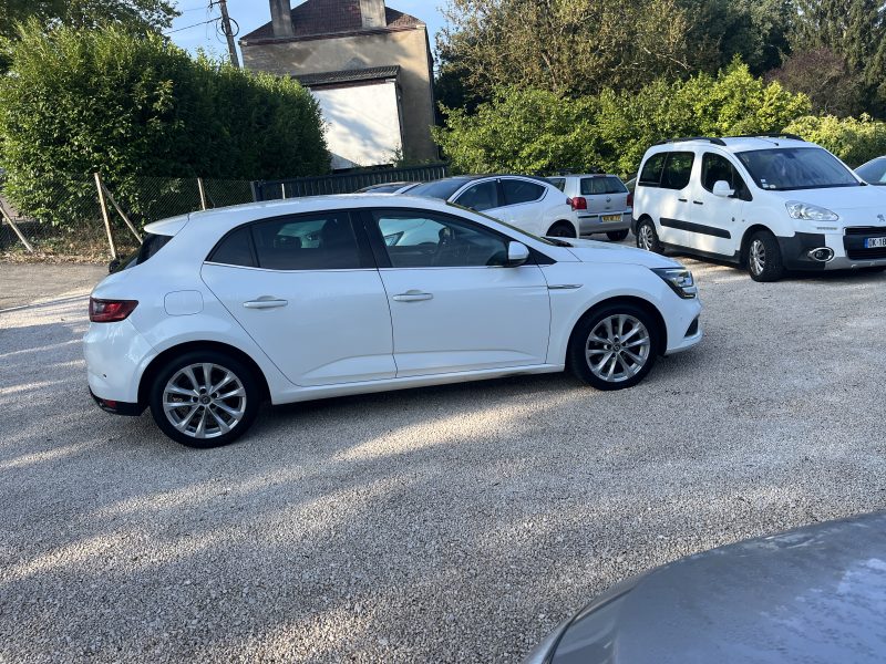 RENAULT MEGANE IV Berline  2016