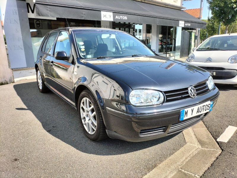 VOLKSWAGEN GOLF IV  2 EME MAIN