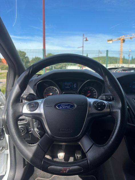 FORD FOCUS ST 2.0 SCTI 250CV 