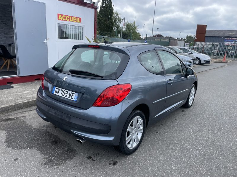 PEUGEOT 207 2007