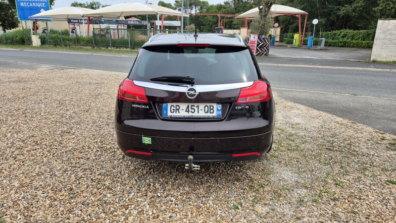 OPEL INSIGNIA Sports Tourer 2013