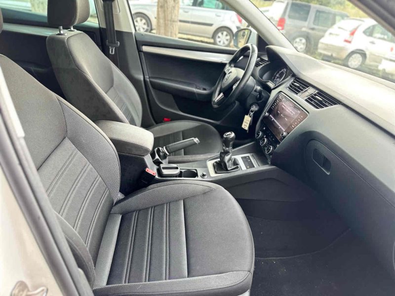 SKODA OCTAVIA III Combi 2019