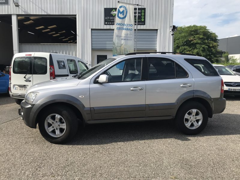 KIA SORENTO - 2.5 CRDI 140cv EX 4x4 - GARANTIE 6 MOIS