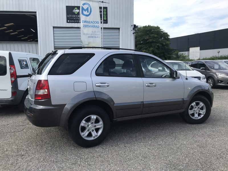 KIA SORENTO - 2.5 CRDI 140cv EX 4x4 - GARANTIE 6 MOIS