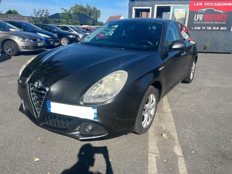 ALFA  ROMEO  2011