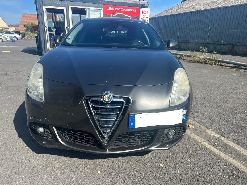 ALFA  ROMEO  2011