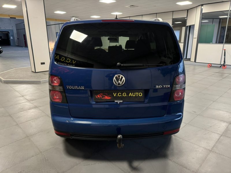 VOLKSWAGEN TOURAN 2.0 TDI 140