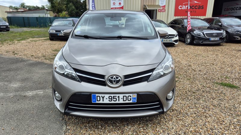 TOYOTA VERSO 2015