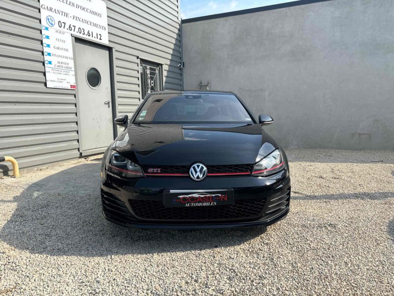 VOLKSWAGEN GOLF VII 2015