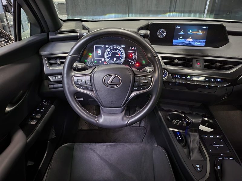 LEXUS UX 250H 2.0 VVT-i 184cv PREMIUM EDITION / ENTRETIEN COMPLET LEXUS+CARPLAY+CAMERA DE RECUL+VIRT