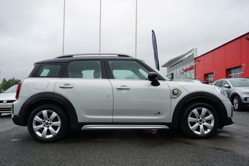 MINI COUNTRYMAN Cooper SE 125ch + 95ch ALL4 BVA6