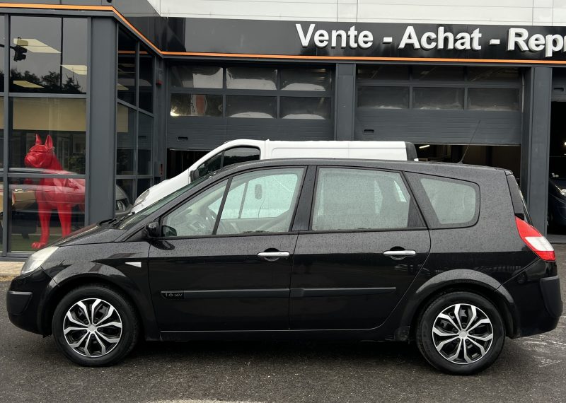 RENAULT GRAND SCENIC II 1.6 110 Cv 7 PLACES TOIT PANORAMIQUE BLUETOOTH REGULATEUR - GARANTIE 1 AN