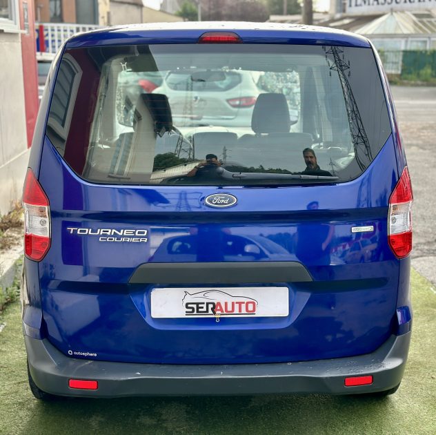 FORD TOURNEO COURIER 2015