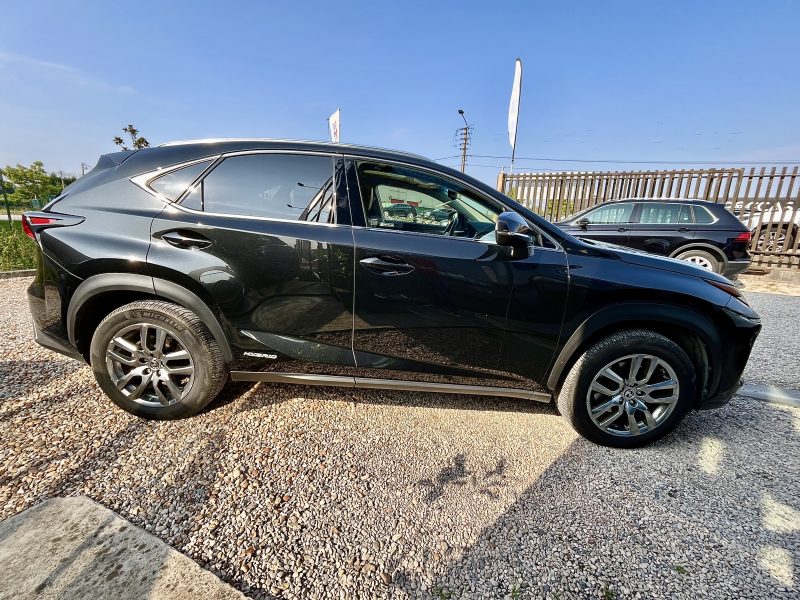 LEXUS NX300H AWD LUXE TOIT PANORAMIQUE 04/2019