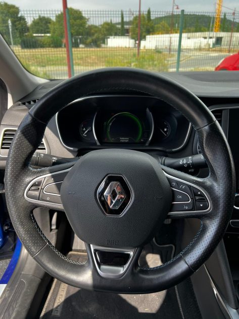 RENAULT MEGANE 2017 gt line 130cv 