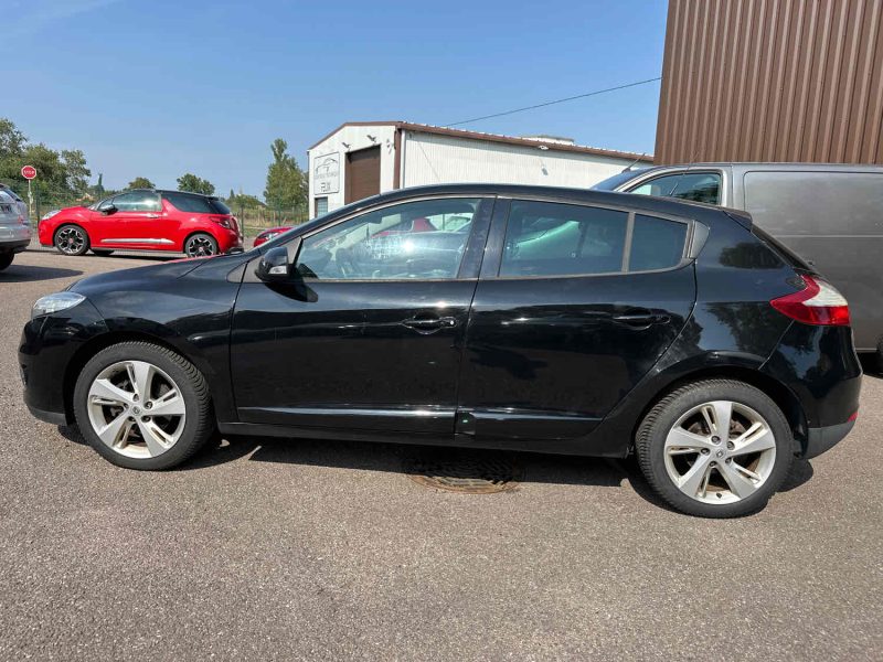 RENAULT MEGANE III  2012