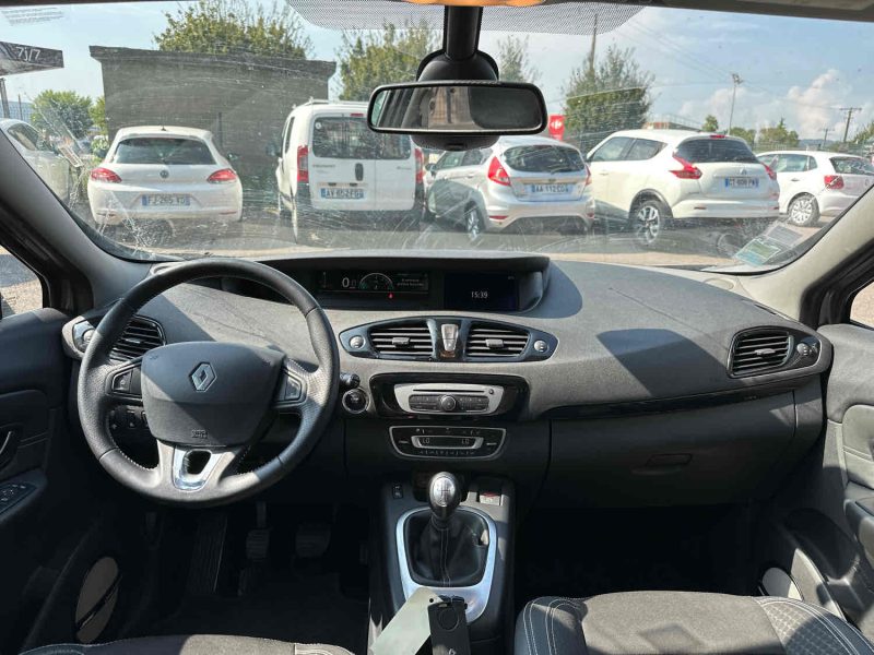 RENAULT Grand Scenic 3 2014