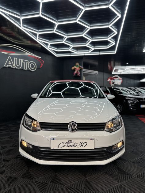 VOLKSWAGEN POLO V 2016