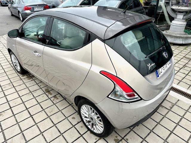 LANCIA YPSILON 2014 1.2 69cv STOP&START PLATINUM+