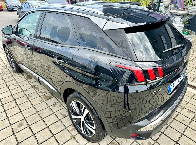 PEUGEOT 3008 II SUV 2019 1.5 BlueHDi 130 1499cm3 131cv