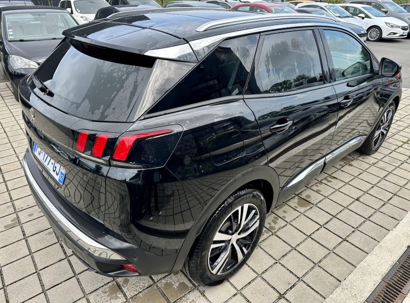 PEUGEOT 3008 II SUV 2019 1.5 BlueHDi 130 1499cm3 131cv