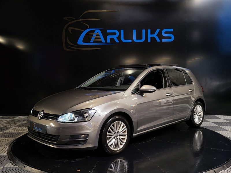 VOLKSWAGEN GOLF VII 1.6 TDI 105cv CUP TOIT OUVRANT / AIDE AU STATIONNEMENT AV ET AR / REGULATEUR ADA