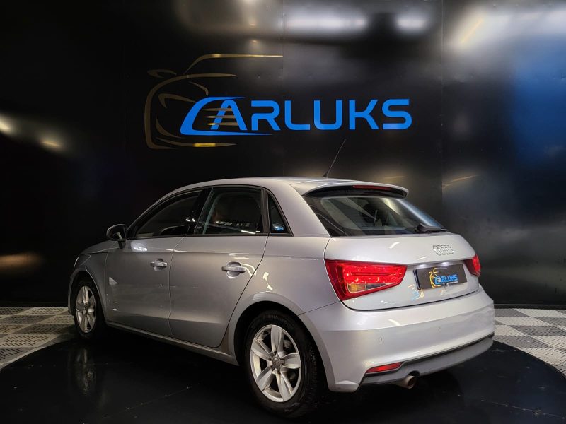 AUDI A1 SSPORTBACK 1.0 TSI 95cv ULTRA / RADAR DE RECUL AV/AR+ENTRETIEN COMPLET+BLUETOOTH+REGULATEUR/