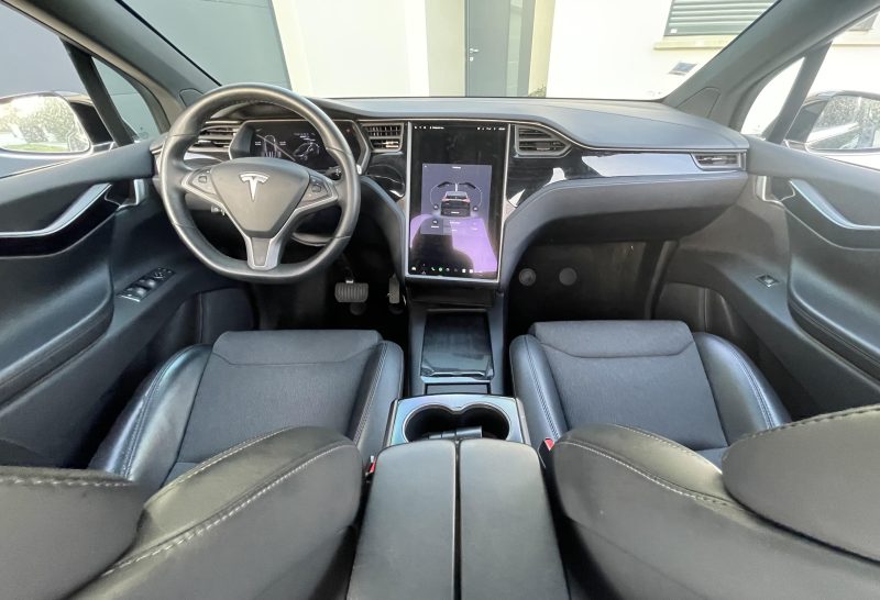 TESLA MODEL X 2018