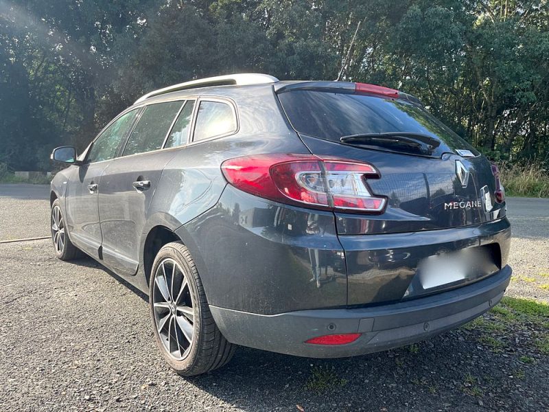 RENAULT MEGANE III Grandtour 2013