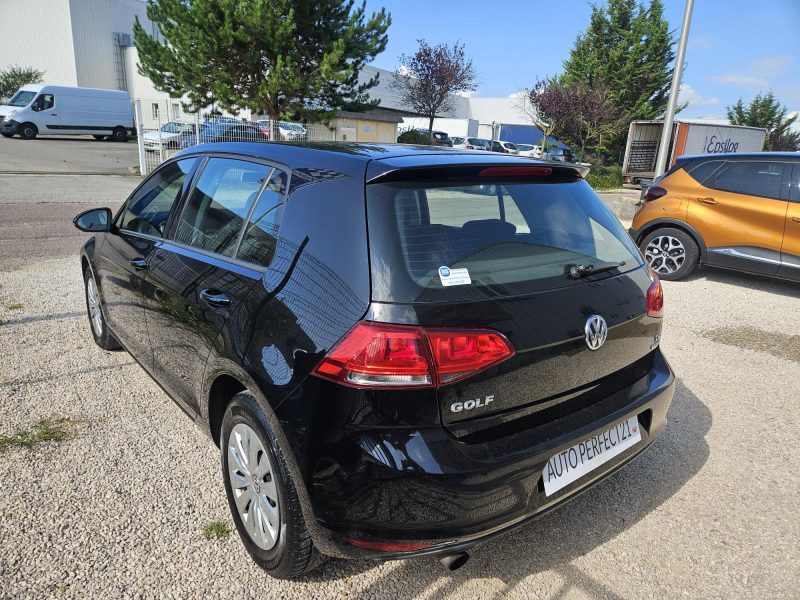 VOLKSWAGEN GOLF VII 2013