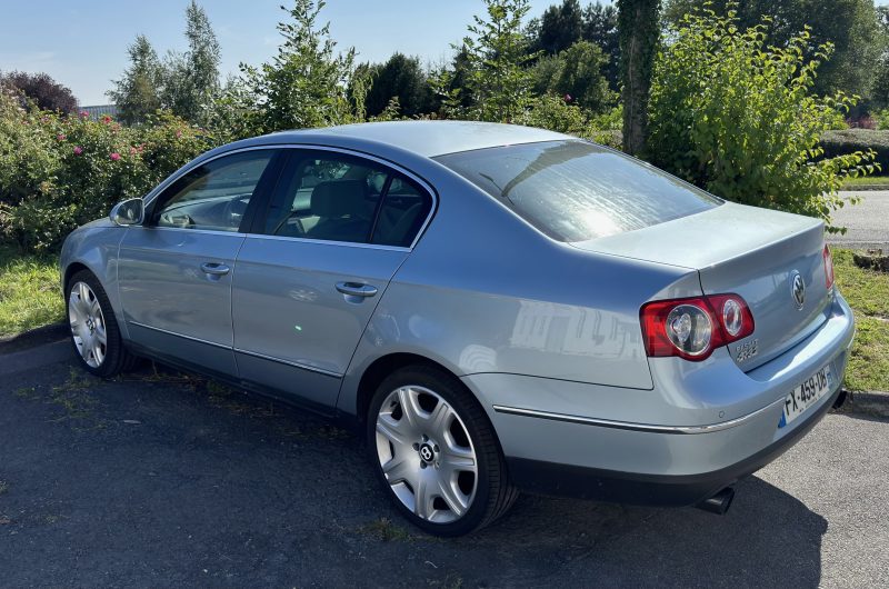 VOLKSWAGEN PASSAT  VI 3.2 V6 FSI 4MOTION CARAT DSG