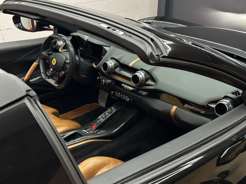 Ferrari 812 GTS Tailor Made 