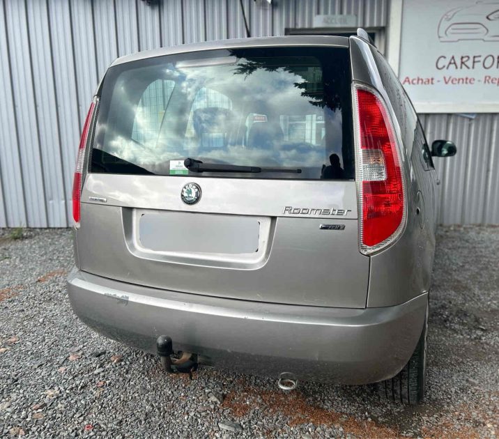 SKODA ROOMSTER 2011